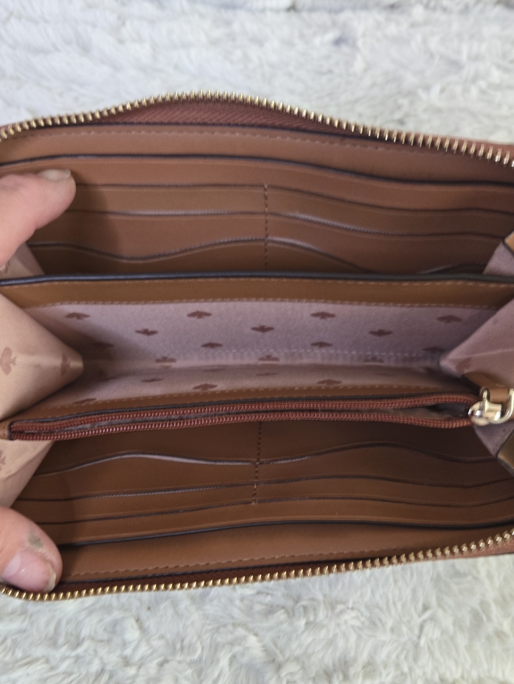 kate spade Pebbled Leather Zip Wallet - Brown EUC - Picture 7 of 9